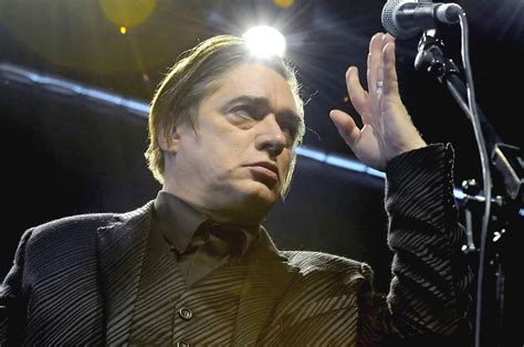  Berlin Music Fest: Blixa Bargeld's Explosive Performance Sparks Controversy